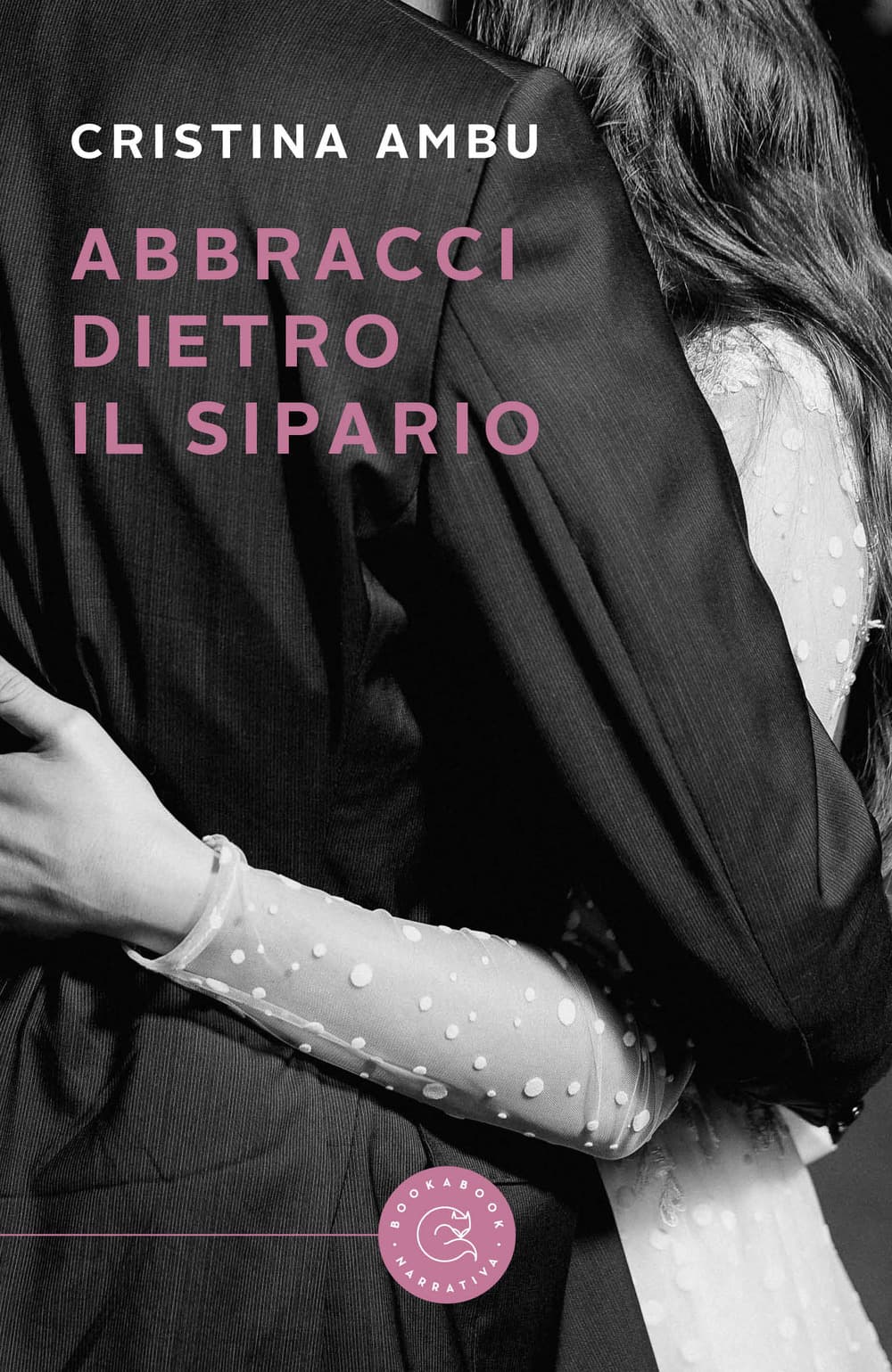 Abbracci dietro il sipario