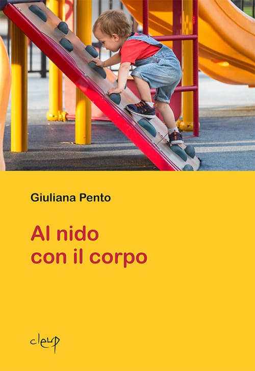 Al nido con il corpo